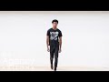 How To Walk Like A Male Model In Under A Minute
