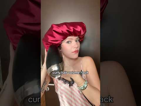 Curly hair volume hack!! Make sure to not get your bonnet hot! Just warm 💗 #curlyhair #hairhack