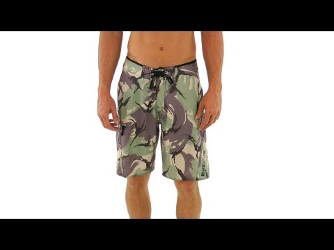 Rip Curl Men's Mirage Hardcore Boardshort | SwimOutlet.com