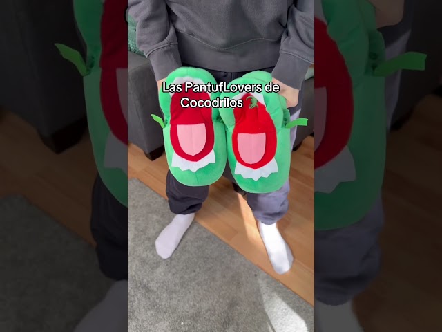 Vídeo relacionado con Aobiforu Calcetines de cocodrilo de Navidad de punto, calcetines novedosos con forma de cocodrilo, calcetines cálidos y esponjosos para invierno para mujeres y hombres como regalo de Acción de Gracias