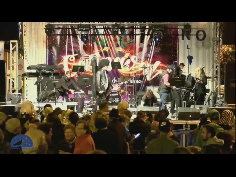 Parranda La Palma y su espectáculo Ayer, hoy y siempre en el recinto central del Carnaval.