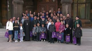 Գահակալության 20-ամյակի առթիվ հայոց հայրապետին շնորհավորեցին Արարատի մարզի ուխտավորները