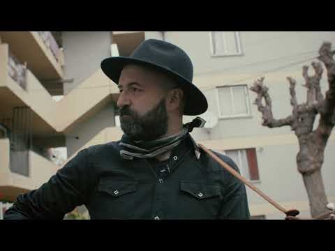 LaVitrola.cl: Gato Extranjero - El vecino del sur