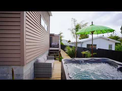 3 Rambler Crescent, Beach Haven, North Shore City, 5 રૂમ, 2 બાથરૂમ, House