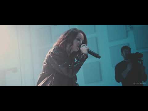 Video thumbnail for DON’T FEEL LIKE FIGHTING (Live Sessions)