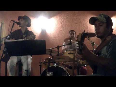 Nanda Vieira - Bauru (Plush - Stone Temple Pilots)