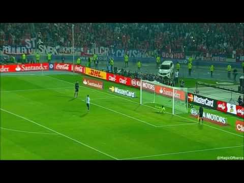 Gonzalo Higuain misses in three finals with Argentina. World cup, Copa americas 2015 and 2016 NFKRZ