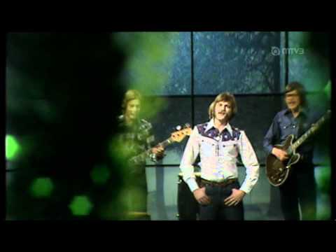 Seppo Närhi - Riita halki ja voita väliin (1976)