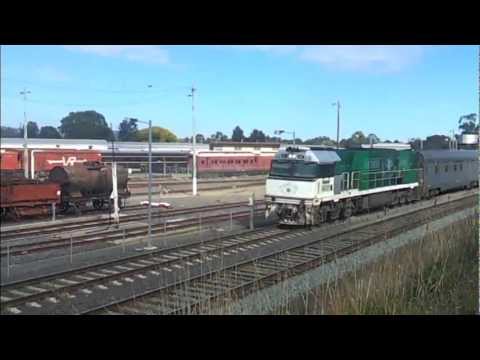 NR85 hauls the Southern Spirit!