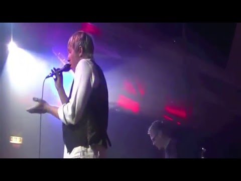 Abstract Source LIVE @ Kensington Roof Gardens (London)