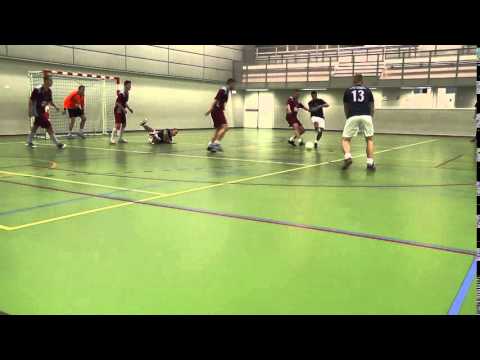 9 okt 2015 HMS 2 - Kosterman 5 com 9-6 op het scheenbeen