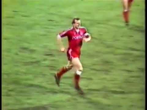 Copa UEFA 1982/1983: Kaiserslautern 4-0 Sevilla (08/12/1982). Narración en español.