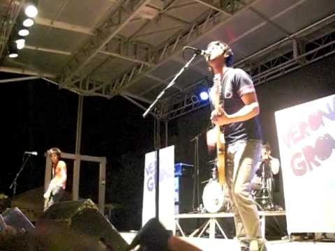 Verona Grove- Everything You Dreamed (Live)