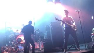 Louise Attaque &quot; Il n&#39;y avait que toi&quot; Lyon Fourvière le 19/07/16...