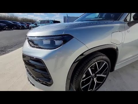 Volkswagen Tayron 1.5 TSI 204PS R-LINE BLACK ED PH - Image 2