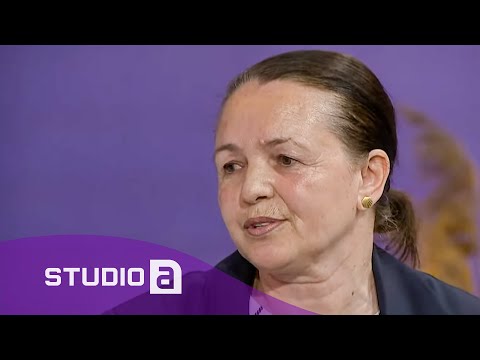 U burgos kur ishte vetëm 19-vjeçe, dhe qëndroi e vetme për 4 vjet e 1 muaj