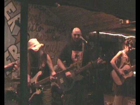 Thriftstore Allstars at Pappy & Harriets (pt 1)