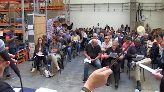 Vente aux enchères: Adjugé...Vendu Vente aux enchères: Adjugé...Vendu