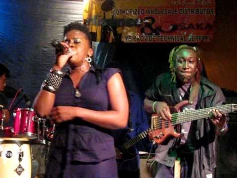 Etana Concert at Negril Escape 2009-12-22 0504