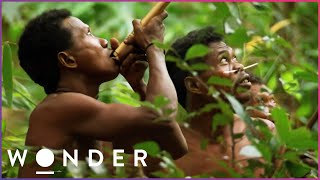 This Hidden Tribe Hunt Jungle Animals With Deadly Precision | Man Hunt S1 E2 | Wonder