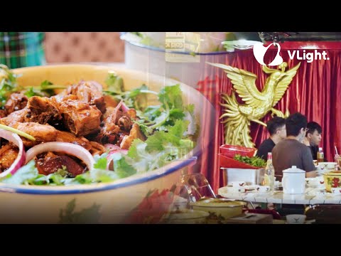 Dragon and Phoenix: A restaurant with specialty pot dishes and endless memories of the 70s and 80s