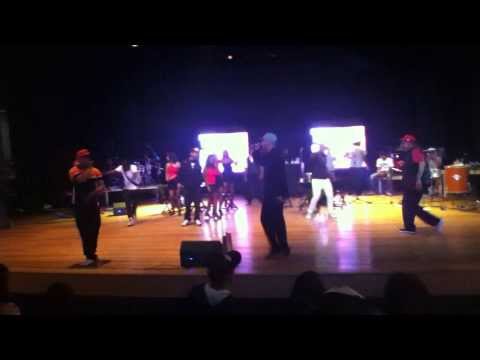 Sou função - Léo Função e Dexter Ao vivo no Teatro Castro Mendes (HD)