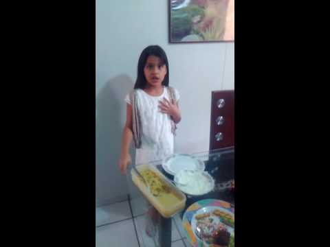 Helado de brownie con gomitas