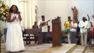 preview picture of video 'Congada Uberaba 2013 - Tenda de Umbanda Baiano Zé da Mata'