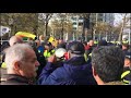 Honderden Koerden demonstreren op Plein 1940 in Rotterdam tegen Turkse invasie in Syrië