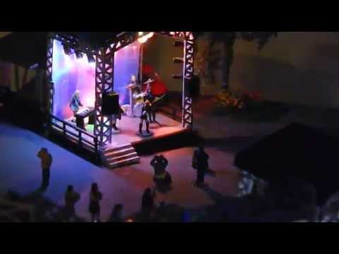 Girlband in Aktion 1/160 Spur N