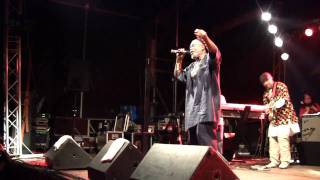 preview picture of video 'Horace Andy - Every Tongue Shall Tell (Live @ Reggae Jam 2009)'