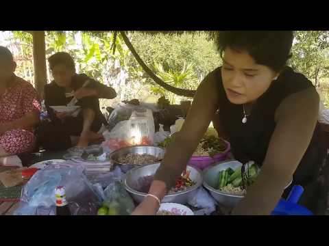Mom Making Bitter Leave Salad For Lunch - Cambodian Popular Food Video