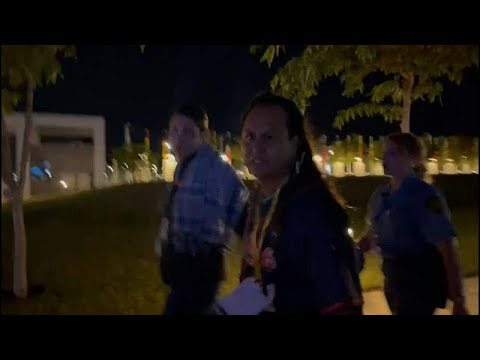 شاهد الأمن يتدخل لإخراج متظاهرين احتجوا أثناء خطاب بايدن في كوب27