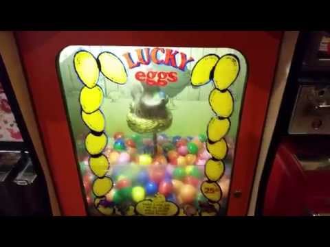 The Chicken Machine - Lucky Eggs - Vintage Coin-Op