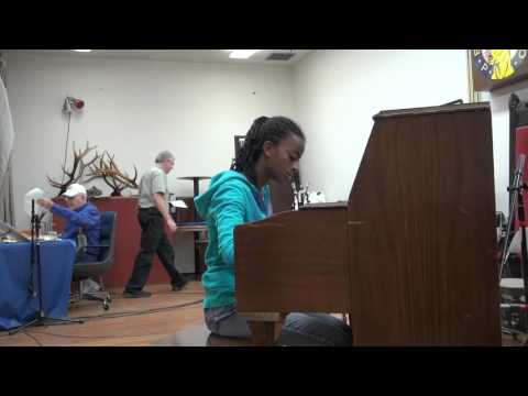 2015-10-24 Piano Contest -  Naomi - 2015 Western Open Fiddle Championships
