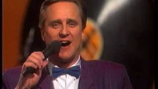 Juhamatti - NIIN PALJON KUULUU RAKKAUTEEN