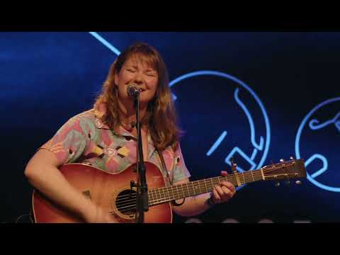 Della Mae "Boston Town" at Bluegrass in La Roche 2025