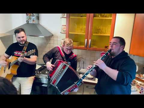 Surprise + Duo Kiper-Gremo vabit