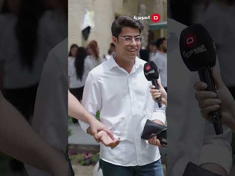 شاهد بالفيديو.. أحياناً أتنمر على البنات لبتلبس لبس مو محتشم#shorts