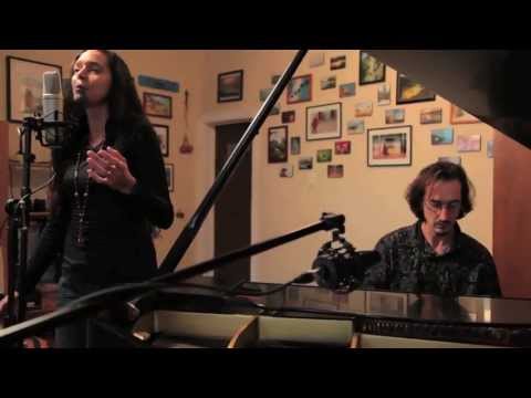 Eliana Cuevas - El Tucusito (Official HD Music Video - Live Recording)