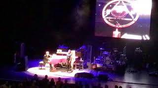 ELVIS COSTELLO & THE IMPOSTERS - "LITTLE SAVAGE" THE OAKDALE THEATRE 11/5/16