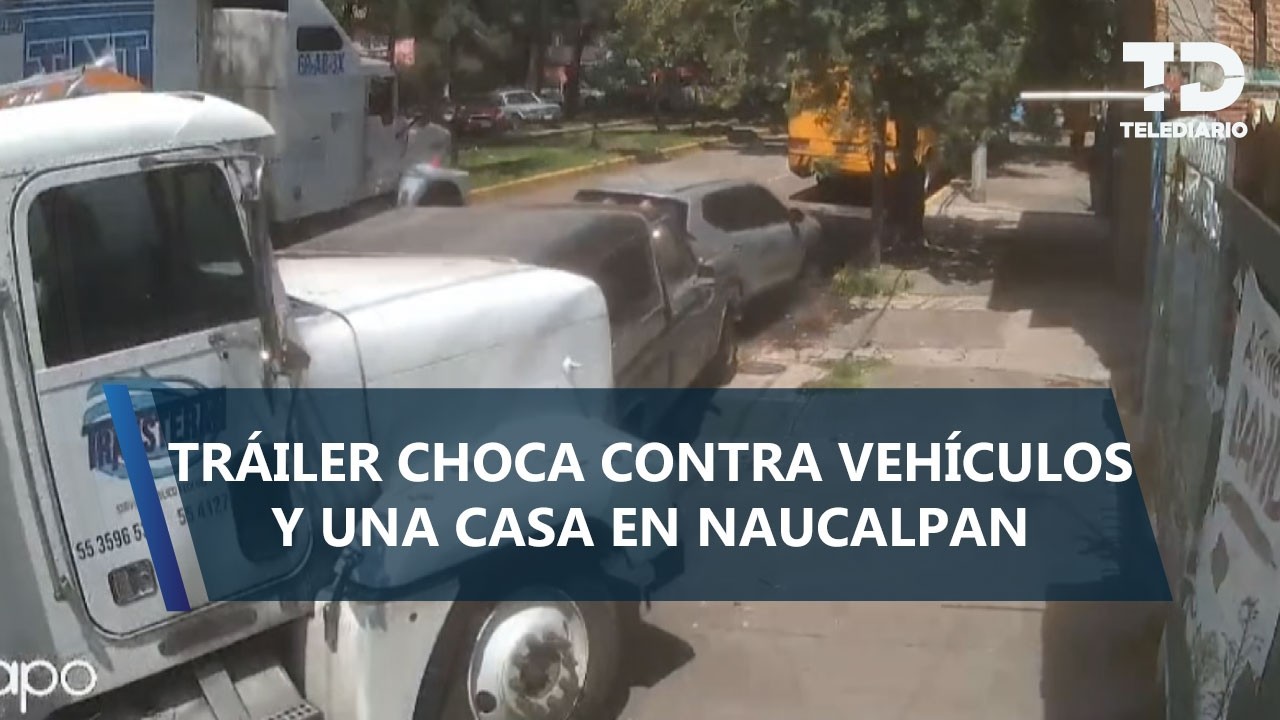 Carambola en Naucalpan deja cuatro vehículos dañados y afecta una vivienda