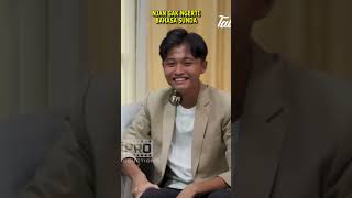 Download lagu NJAN GAK NGERTI BAHASA SUNDA😂😂 #shorts #inibukantalkshow #suleproductions #sule #njan mp3 Download lagu NJAN GAK NGERTI BAHASA SUNDA😂😂 #shorts #inibukantalkshow #suleproductions #sule #njan mp3