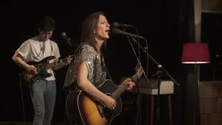 Mathilde Falch &amp; Band Live - 12 Trin