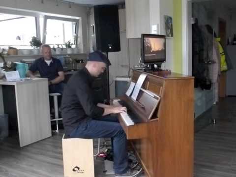 Wohnzimmer-Konzert Daniel Schunn - Ausschnitte