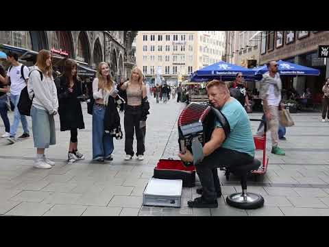 Ivan Hajek , Marienplatz Muchen 2024,09,24 A