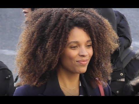 Stefi CELMA ( Dix pour Cent / 10 % ) Paris Fashion Week 5 mars 2018 défilé Stella McCartney # PFW