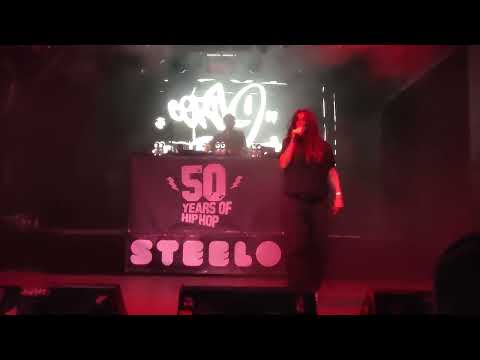 Cora E und Stieber Twins 2025  , Wien , flex