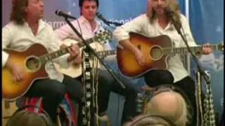 Download lagu Shaw Blades: High Enough (Live) mp3