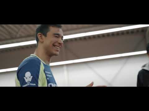 Hugo Calderano   Outside The Venue  Meet The Thrill from Brazil!